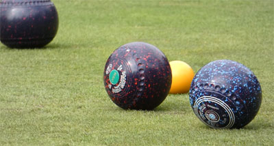 Picture of bowls on a green 