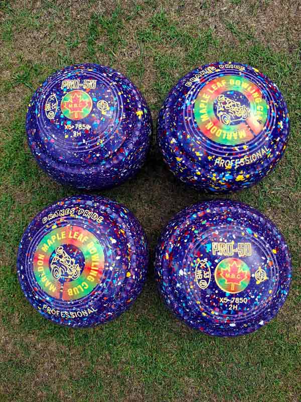 Picture of a set of 4 woods